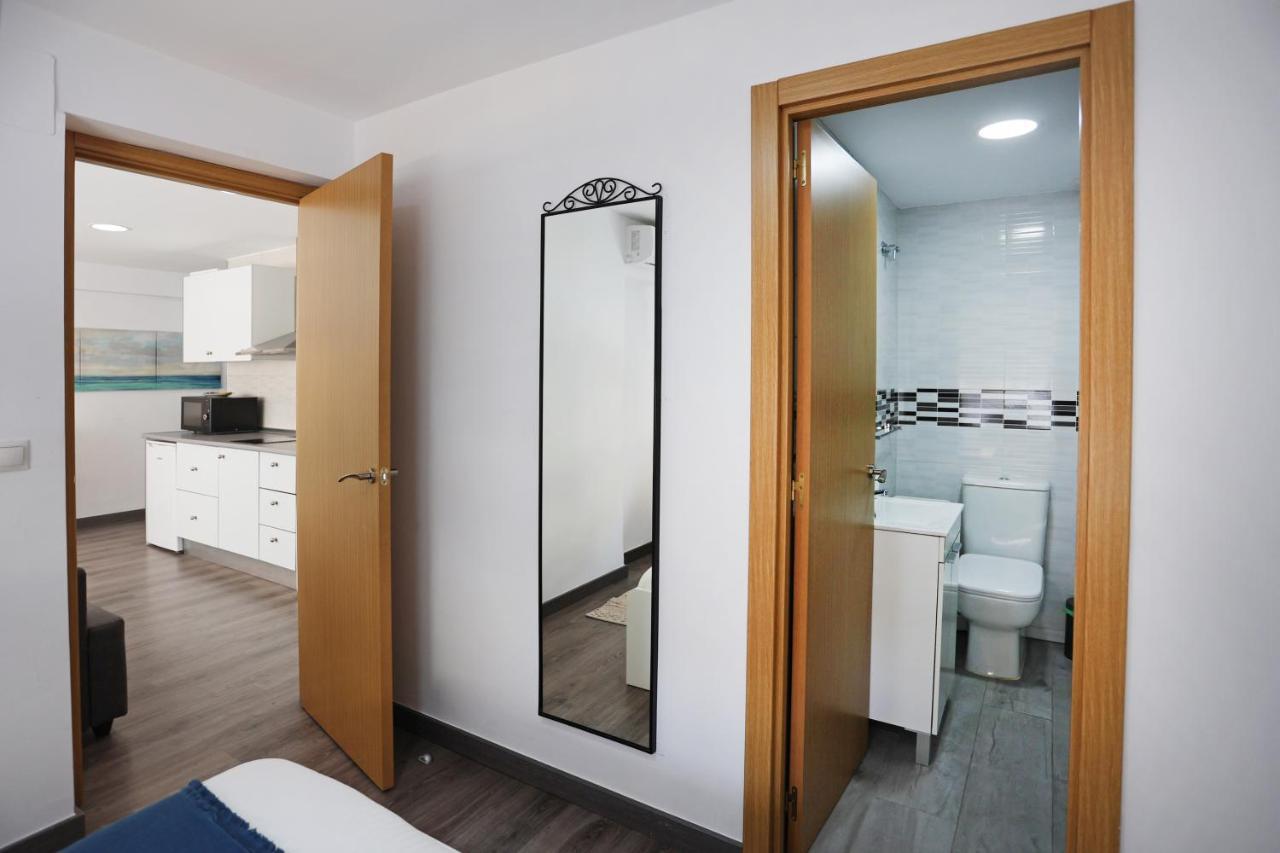 Holidays2Malaga Goya - Zona Huelin & 500 Mts De La Playa Apartment Exterior photo